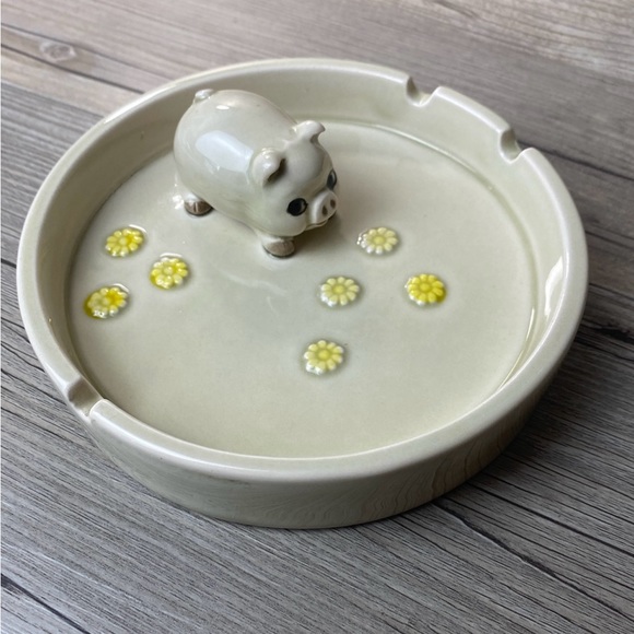 Otagiri Other - Vintage Otagiri PIG & DAISY Ashtray 1980 Hand-painted